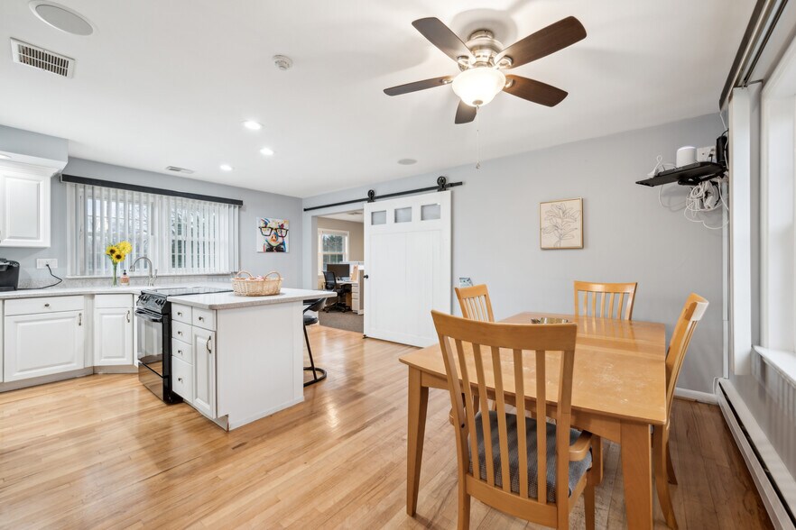 More Photos Of 41 Kings Hwy N, Cherry Hill Medical For Lease