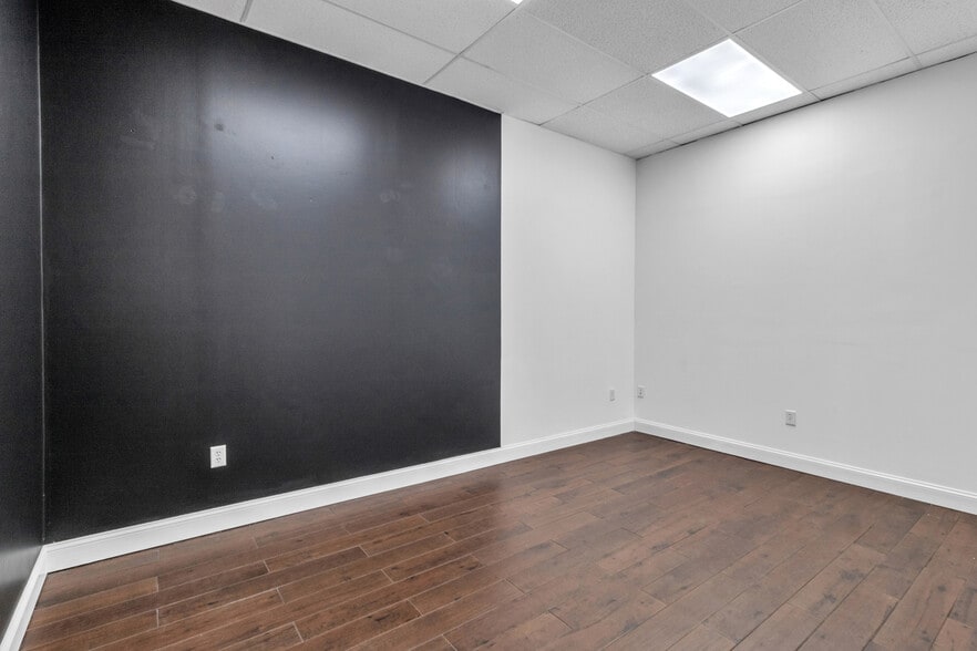 More Photos Of 2125 Beaver Ruin Rd, Norcross Unknown For Lease