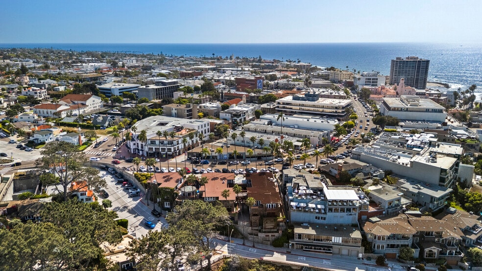 More Photos Of 1271-1277 Prospect St, La Jolla Unknown For Lease