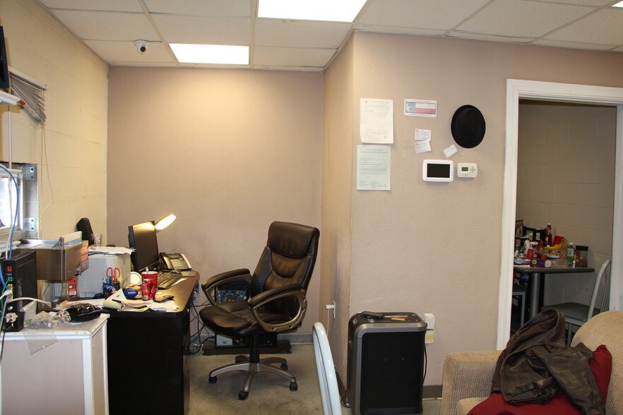 More Photos Of 7207 Navigation Blvd, Houston Flex For Sale