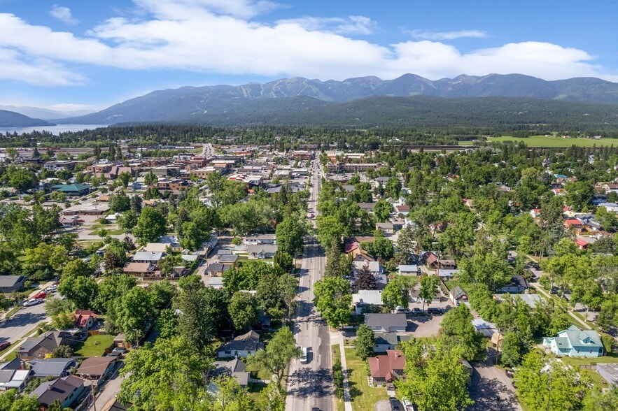 More Photos Of 541 Spokane Ave, Whitefish Office For Sale