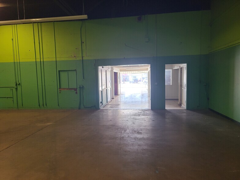 More Photos Of 1115 W Veterans Memorial Blvd, Killeen Auto Dealership For Lease