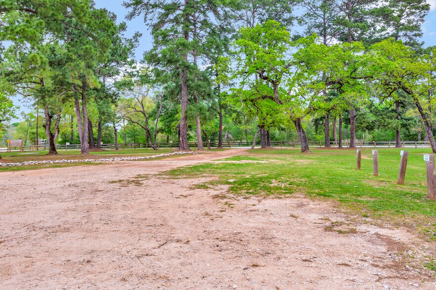 More Photos Of 16789 Butera Rd, Magnolia Trailer Camper Park For Sale