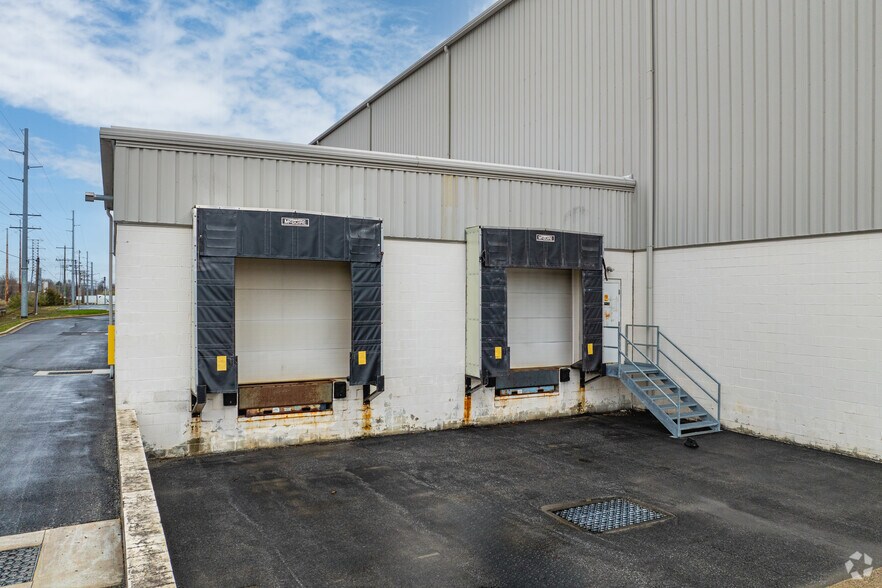 More Photos Of 250 Anchor Mill Rd, New Castle Warehouse For Lease