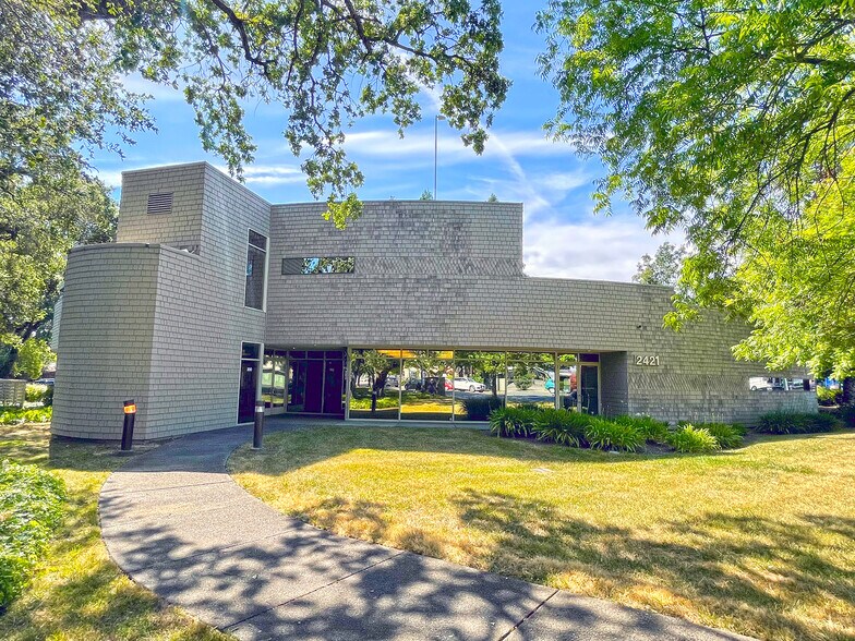More Photos Of 2421 Mendocino Ave, Santa Rosa Office Residential For Lease