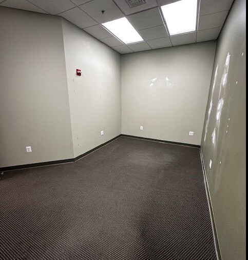 More Photos Of 525 Amherst St, Winchester Medical For Lease