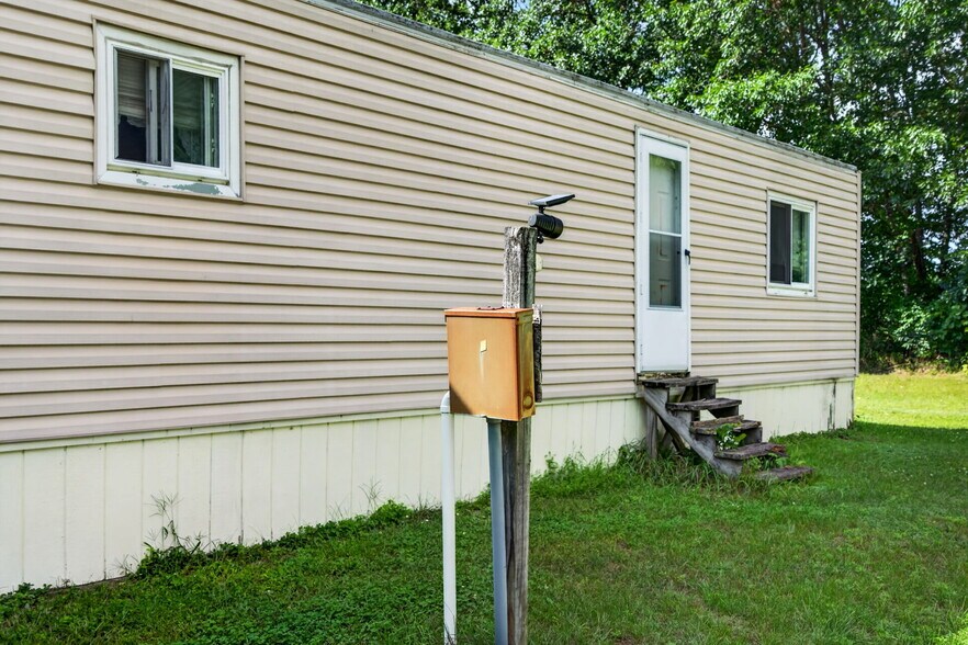 More Photos Of 156 Plains Rd, Cambridge Manufactured Housing Mobile Home Park For Sale