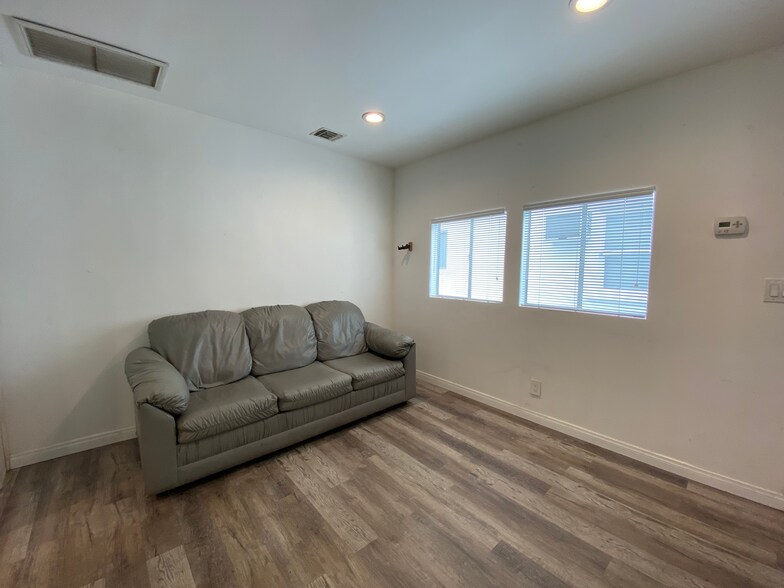 More Photos Of 748 Washington Blvd, Marina del Rey Office Residential For Lease