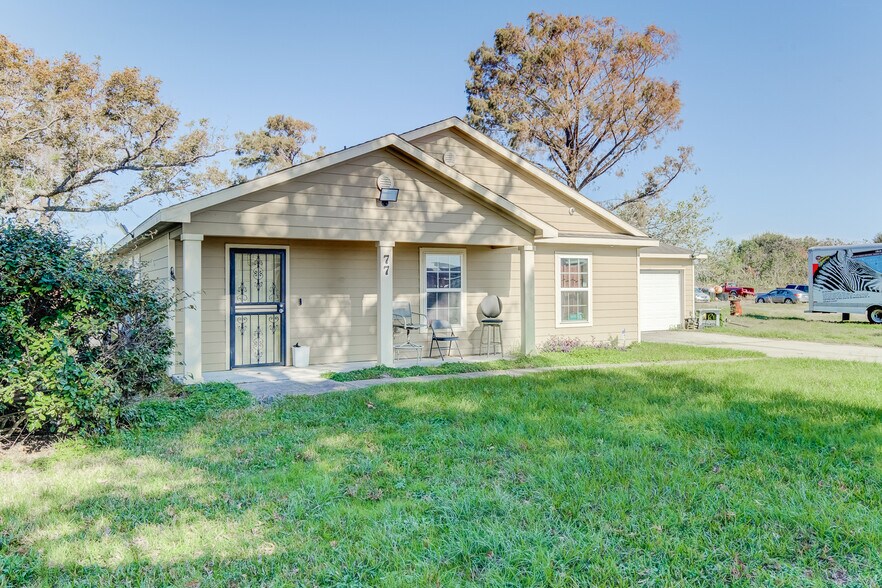 More Photos Of 77 Riley Rd, Houston Flex For Sale