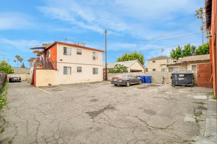 More Photos Of 917-919 N Ardmore Ave, Los Angeles Apartments For Sale
