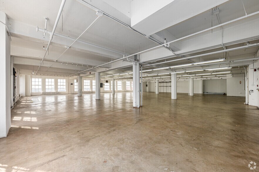 More Photos Of 122 E 7th St, Los Angeles Loft Creative Space For Lease