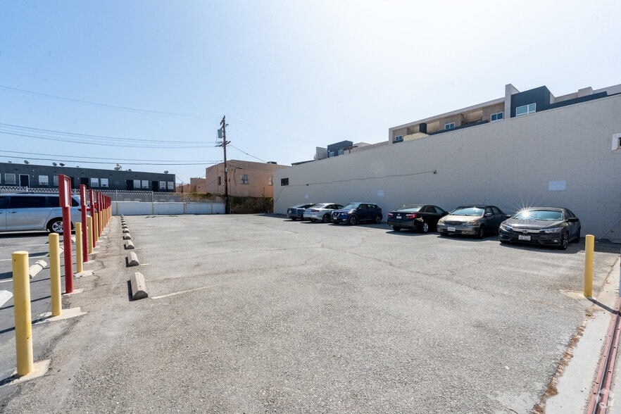 More Photos Of 4101-4103 San Fernando Rd, Glendale Storefront For Lease