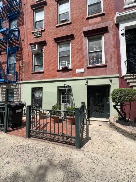 Primary Photo Of 297 E Tenth St, New York Apartments For Lease