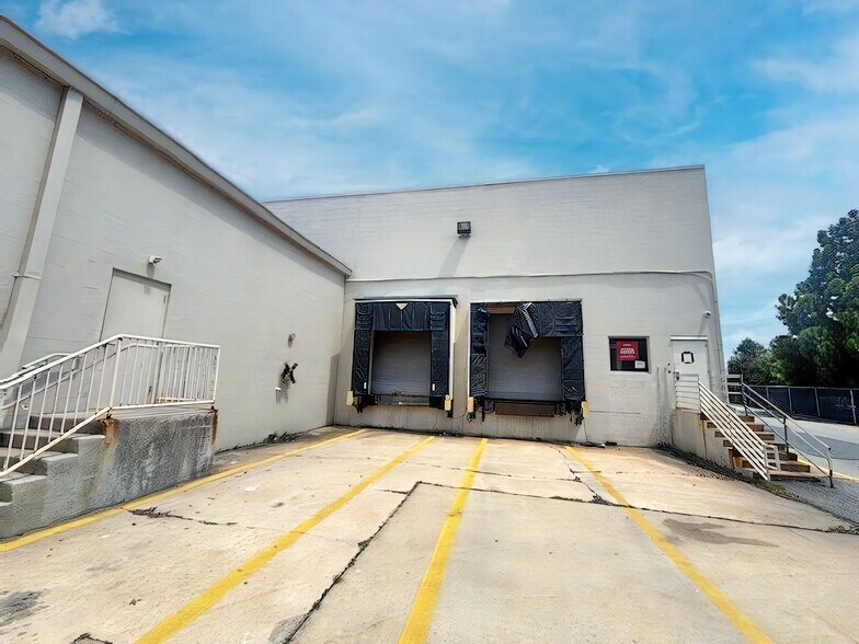 More Photos Of 1165A N DuPont Hwy, Dover Warehouse For Lease