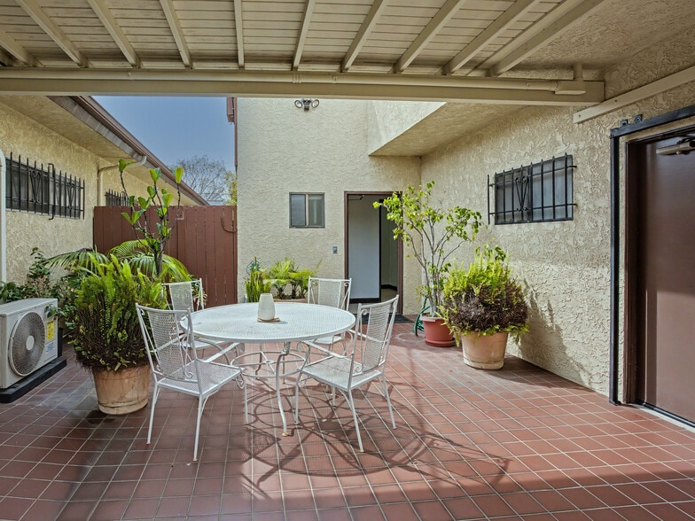 More Photos Of 214 Standard St, El Segundo Office For Lease