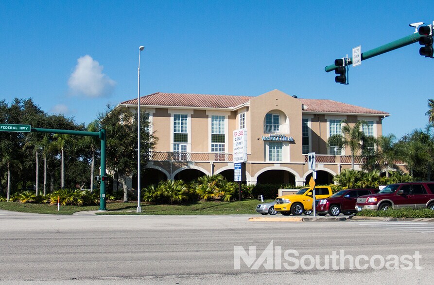More Photos Of 7000 SE Federal Hwy, Stuart Office For Lease