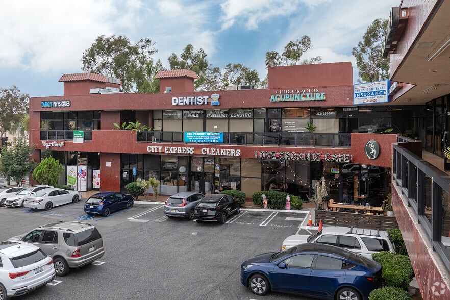 More Photos Of 8205 Santa Monica Blvd, West Hollywood General Retail For Lease