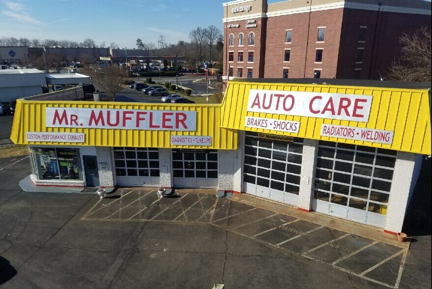 Primary Photo Of 2285 Crain Hwy, Waldorf Auto Repair For Sale