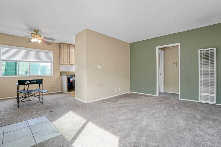 More Photos Of 16 38th Pl, Long Beach Apartments For Sale