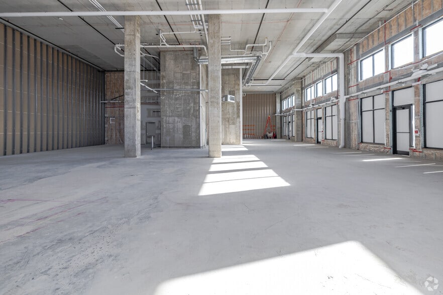 More Photos Of 20400 W Bluemound Rd, Brookfield Unknown For Lease