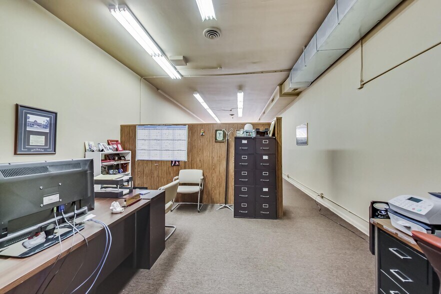 More Photos Of 2628-2634 W Touhy Ave, Chicago Storefront Retail Office For Sale