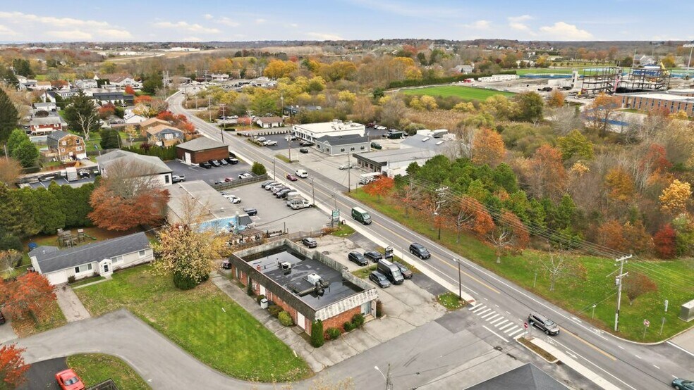 More Photos Of 1120 Aquidneck Ave, Middletown Office For Sale