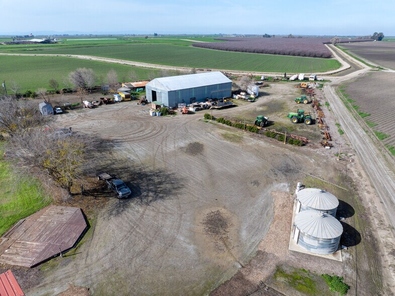 More Photos Of 9194 CA-152, Dos Palos Land For Sale