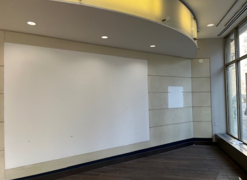 More Photos Of 261 Broadway, New York Apartments For Sale