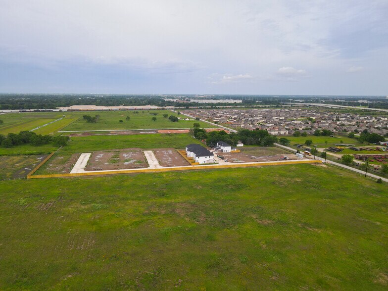 More Photos Of 6402 Pregenero Ln, Houston Land For Sale