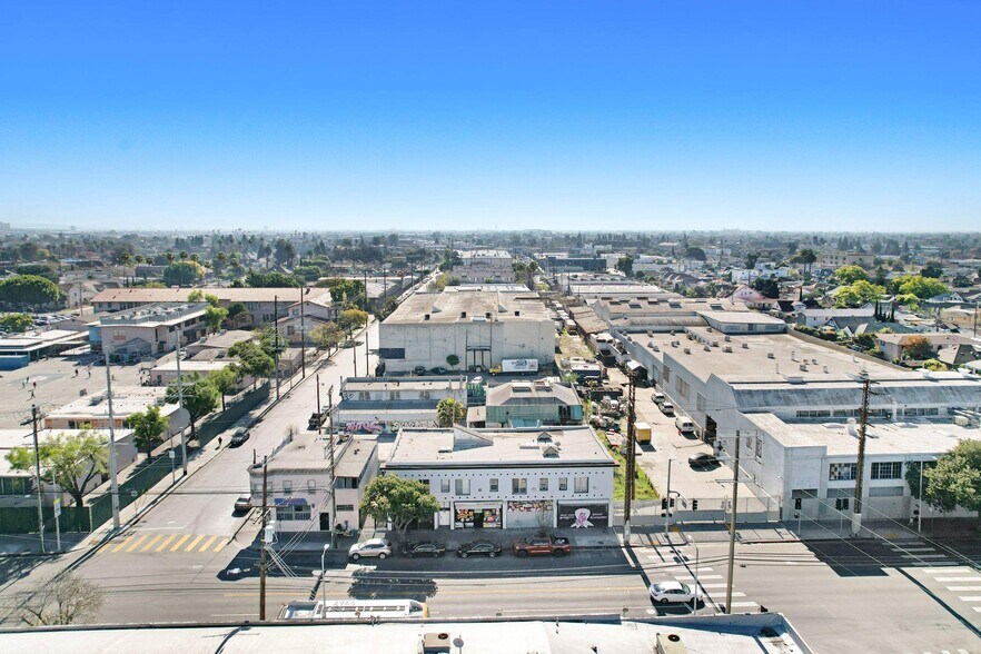 More Photos Of 2906 S San Pedro St, Los Angeles Apartments For Sale
