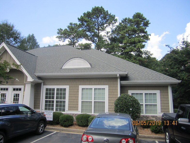 More Photos Of 1015 Tyrone Rd, Tyrone Medical For Lease