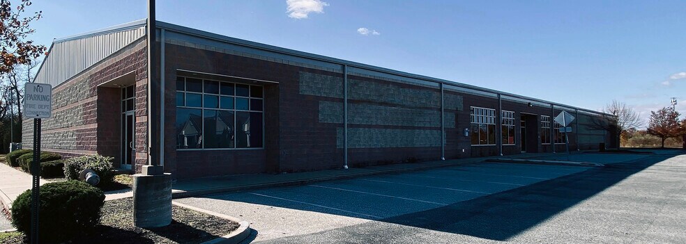 More Photos Of 553 Beckett Rd, Swedesboro Health Club For Lease