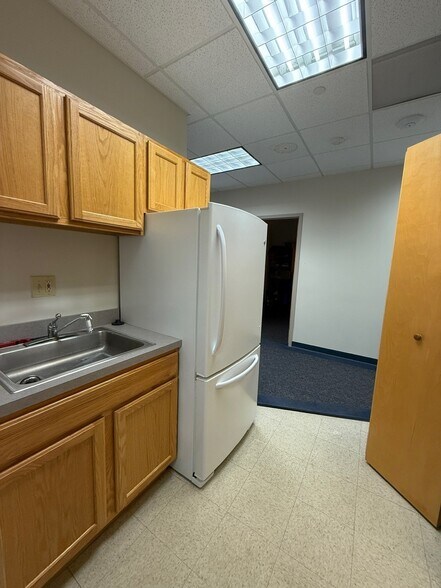 More Photos Of , La Plata Office For Sale