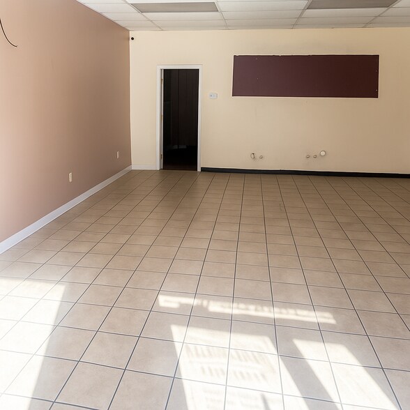 More Photos Of 2517 Lincoln Rd, Hattiesburg Self Storage For Lease