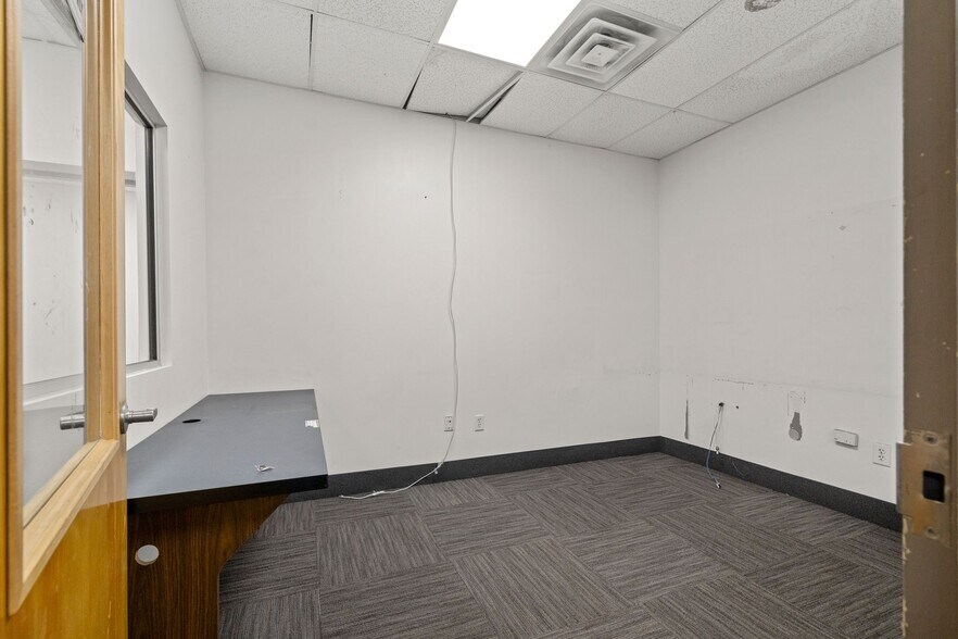 More Photos Of 628 Belmont St, Brockton Freestanding For Lease