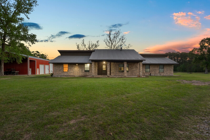 More Photos Of 246 County Road 385, Cleveland Land For Sale