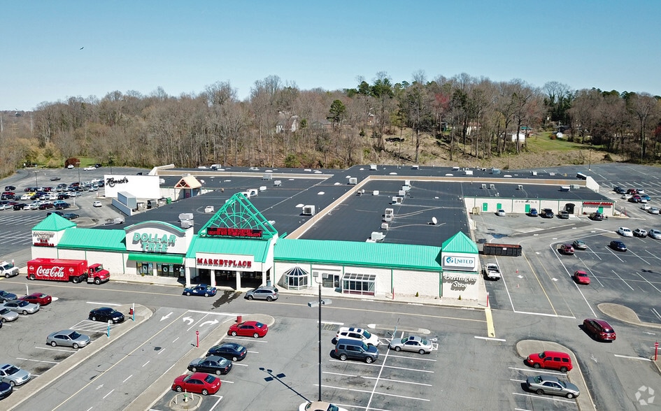 More Photos Of 2091-2105 Peters Creek Pky, Winston-Salem Unknown For Lease