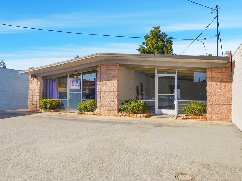 Primary Photo Of 932-934 Terminal Way, San Carlos Storefront Retail Office For Sale