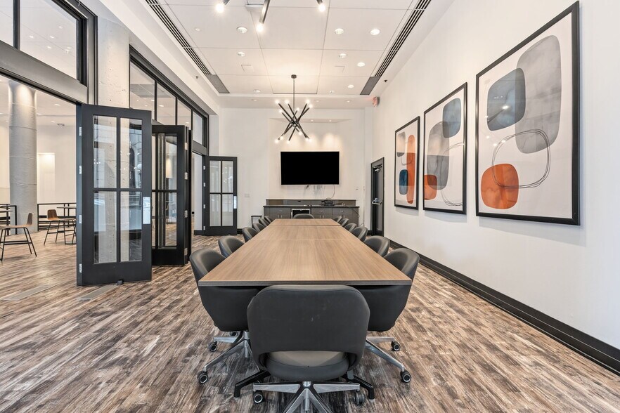 More Photos Of 360 Saint Peter St, Saint Paul Apartments For Lease