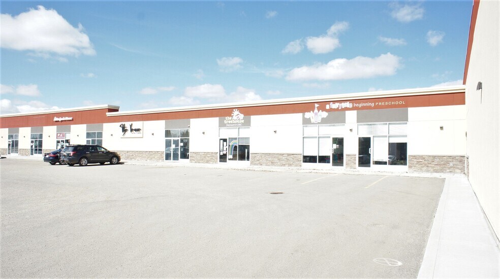 More Photos Of 10441 99 Av, Fort Saskatchewan General Retail For Sale