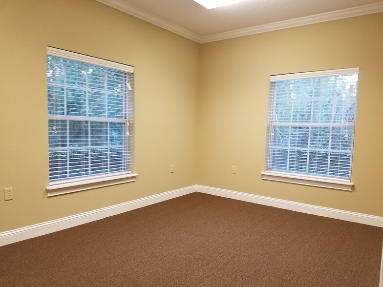 More Photos Of 2950 Halcyon Ln, Jacksonville Loft Creative Space For Lease