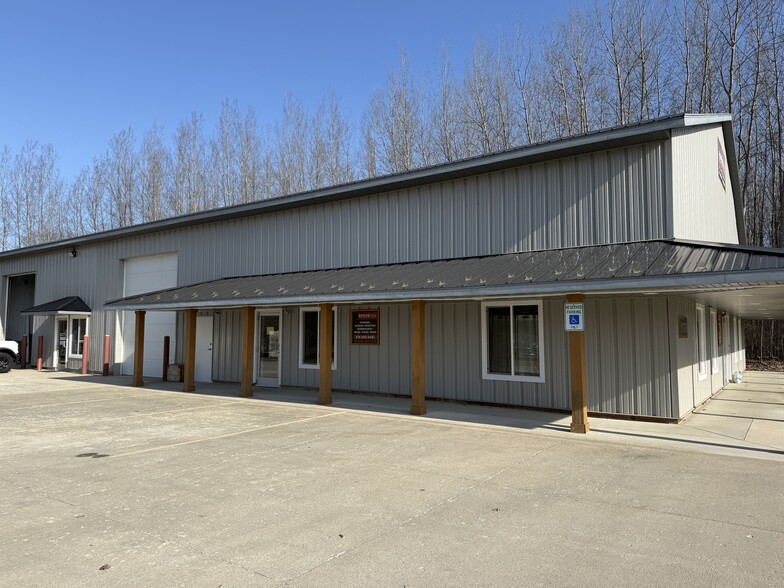 Primary Photo Of 11775 Cedar Rock Dr Ne, Rockford Industrial For Lease