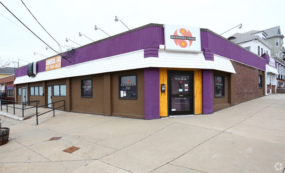 Primary Photo Of 322-326 Chelsea St, Everett Freestanding For Lease