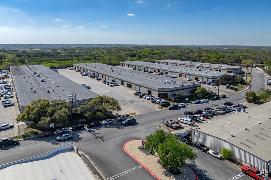 More Photos Of 7492-7522 Reindeer Trl, San Antonio Unknown For Lease