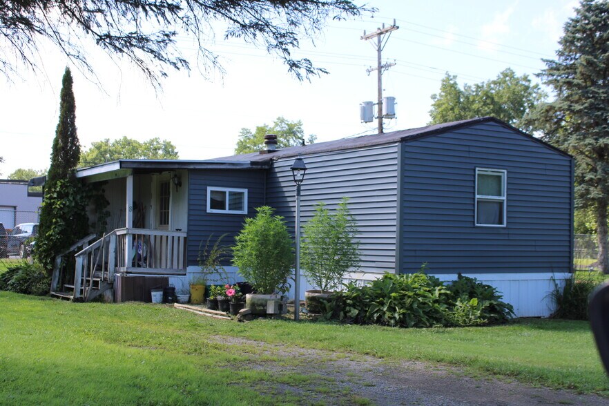 More Photos Of 47 S Genesee St, Fillmore Manufactured Housing Mobile Home Park For Sale