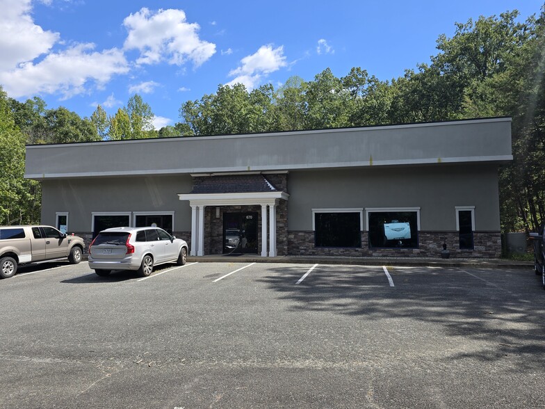 Primary Photo Of 670 Cambridge St, Fredericksburg Warehouse For Lease