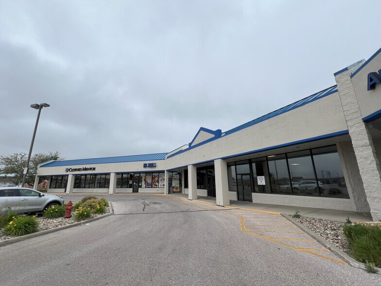 More Photos Of 2255 N Haines Ave, Rapid City Storefront For Lease