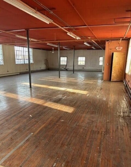 More Photos Of 9 Cornell St, Kingston Warehouse For Sale