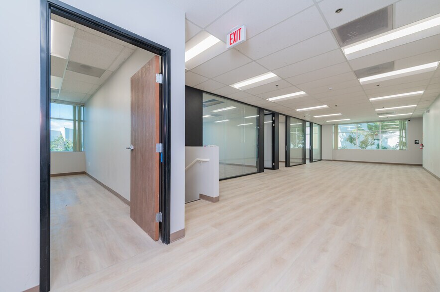 More Photos Of 9341 Irvine Blvd, Irvine Light Distribution For Lease