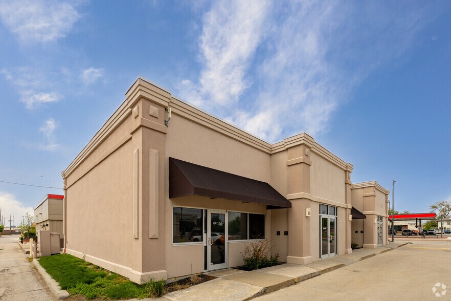 More Photos Of 1505 W Broadway, Council Bluffs Unknown For Lease